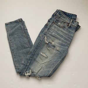 AE Tomgirl Jean